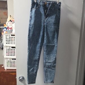 No Boundaries Classic Blue Jeans